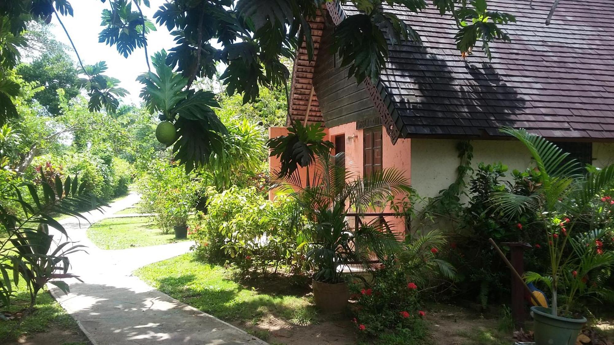 Firefly Beach Cottages Negril Zewnętrze zdjęcie